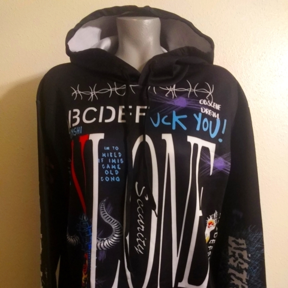 VLOVE Hoodie Graffiti Sweater